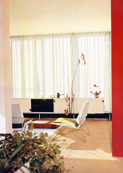 Archival image: Abraham &amp; Rol house in S&egrave;vres, France, 1960