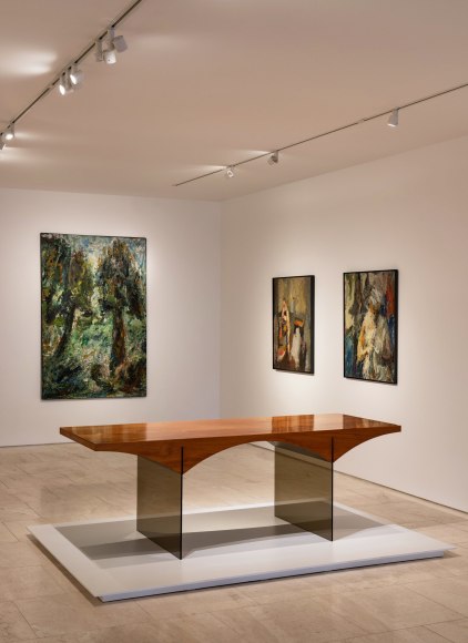 Installation view of Motte's Directional Desk, 1966. Photo by Ori Harpaz