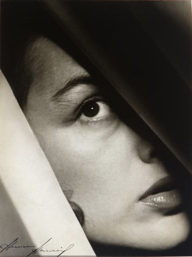 Annemarie Heinrich: Glamour and Modernity in Buenos Aires