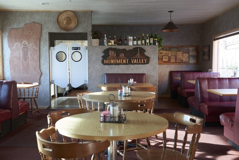 Monument Valley Caf&eacute;, Utah, 2015