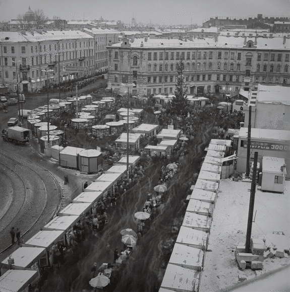 Sennaya Square in Winter, St. Petersburg, 1999