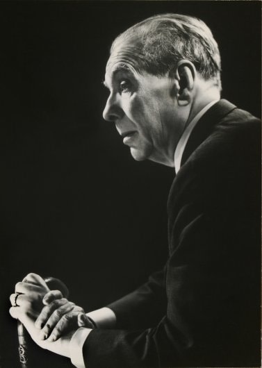 Annemarie Heinrich: Glamour and Modernity in Buenos Aires