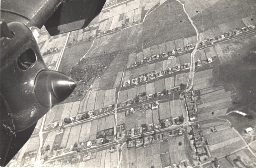 In Flight,&nbsp;1935, Vintage gelatin silver print