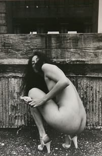 So Help Me Hannah-Snatch Shots with Ray Gun Performalist Self-Portraits with 