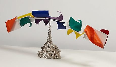 Colors balance on a silver rope trick