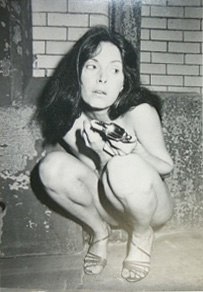 So Help Me Hannah-Snatch Shots with Ray Gun Performalist Self-Portraits with 