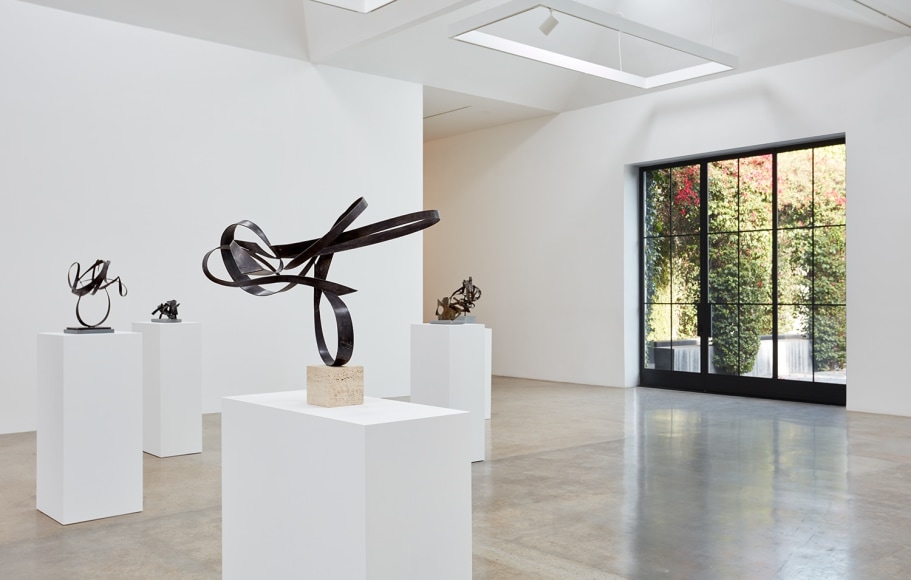 Installation view of &quot;Beverly Pepper: New Particles From The Sun&quot; at Kayne Griffin Corcoran, Los Angeles