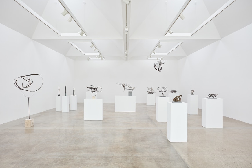 Installation view of &quot;Beverly Pepper: New Particles From The Sun&quot; at Kayne Griffin Corcoran, Los Angeles