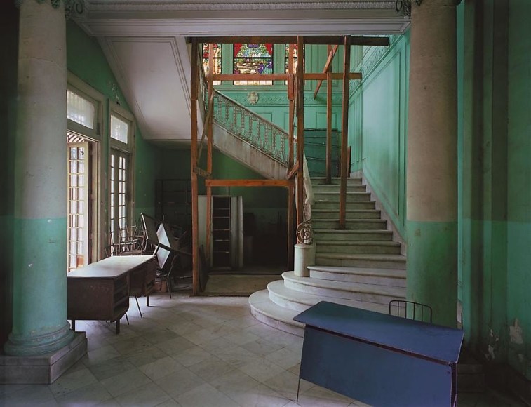 La Escuela Modela, 102 Calle 19, Vedado, Havana, No.1, 1997, archival inkjet print, 33 x 43 inches