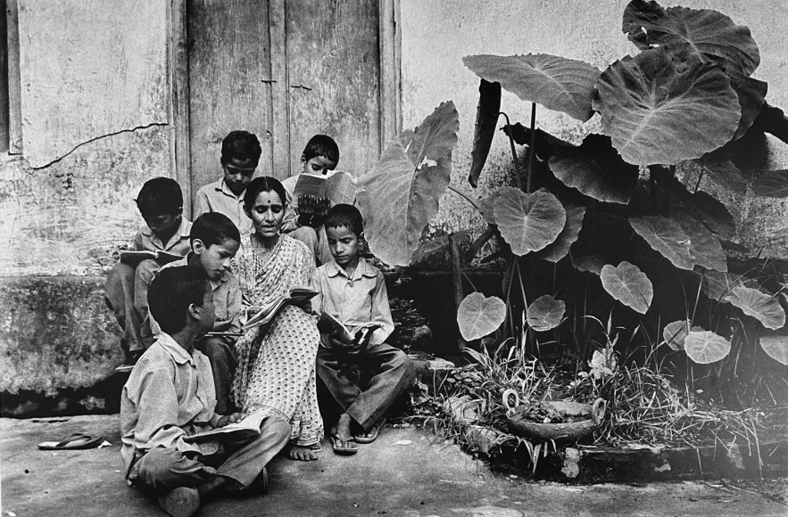 Pamela Singh, Vimla Bhaguna teaching Gandhian principles at her school from Chikpo Tree Huggers of the Himalayas, 1993, gelatin silver print, 42.6 x 27.9 cm (16.8 x 11 inches)
