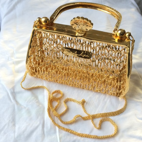 Tayeba Lipi, My little privacy, 2016, brass-made safety pins covered by electroless nickel immersion gold, 17.8 × 7.6 × 25.4 cm (7 × 3 × 10 inches)