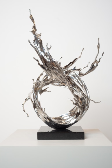 Zheng Lu, Spring Breeze, 2023, stainless steel, 76 x 53 x 45 centimeters (29.9 x 20.9 x 17.75 inches)