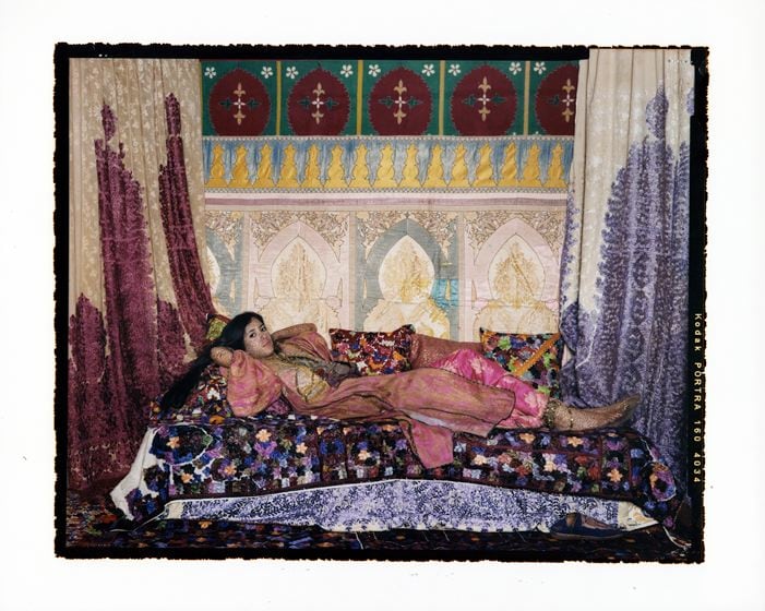 Lalla Essaydi, Harem Revisited #44, 2013, chromogenic print mounted to aluminum with a UV protective laminate, 121.9 x 152.4 cm (48 x 60 inches)