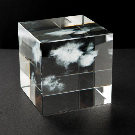 Miya Ando, Kumo 5.5.5, 2017, glass