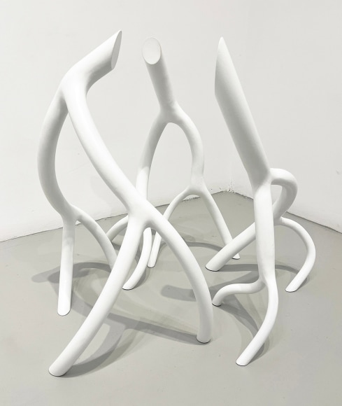 Steve Tobin, 3 Part White Roots, 2024, forged and welded steel, multicoat acrylic paint, 50.8 x 55.9 x 50.8 cm (20 x 22 x 20 inches)