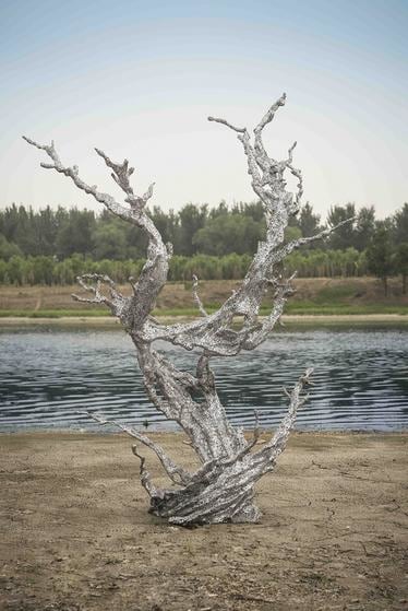 , Water in Dripping #12, 2014, stainless steel, 82.7 x 63 x 47.2 inches/210 x 160 x 120 cm