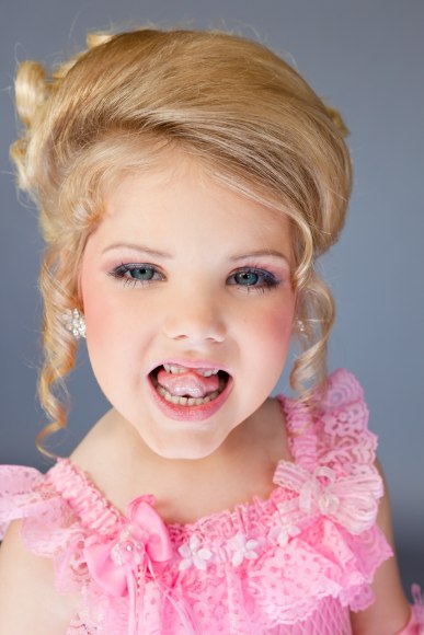 Pageant winner and Toddlers and Tiaras star Eden Wood, 6, Los Angeles, 2011, Archival Pigment Print