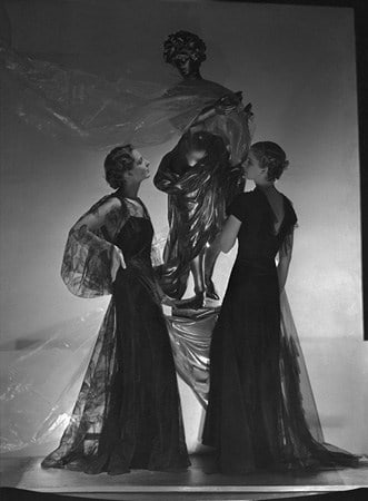 Fashion by Agustabernard & Mainbocher, Statue by Serge Roche, Fischer & Wedderburn, Paris, 1933, 20 x 16 Platinum Palladium on 24 x 20 Paper, Ed. 27