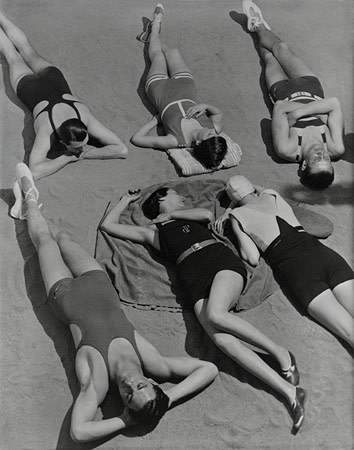Six Bathers (Including Horst), Swimwear by Patou, 1930, 20 x 16 Platinum Palladium on 24 x 20 Paper, Ed. 27