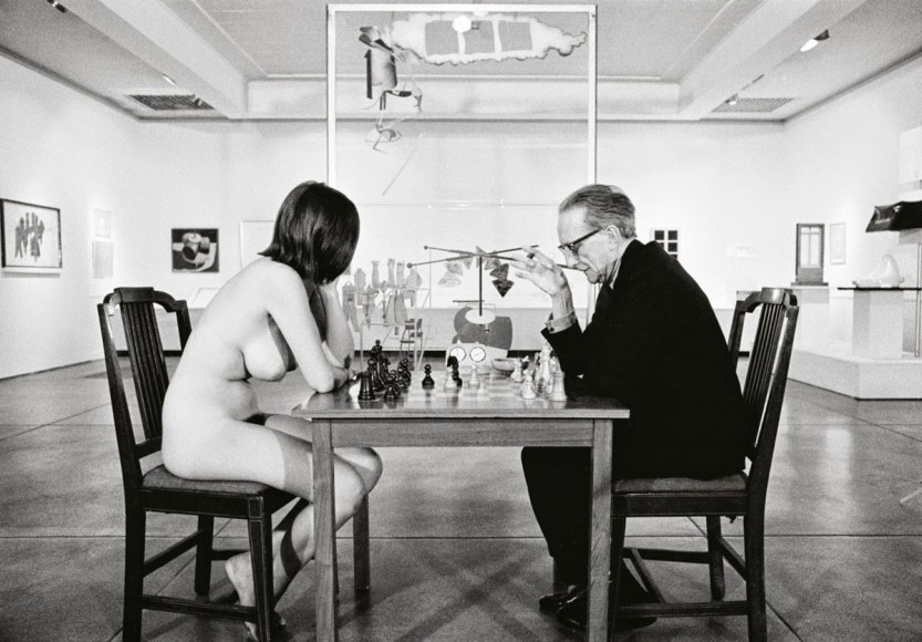 Julian Wasser Marcel Duchamp Playing Chess with a Nude Eve Babitz, 1963     