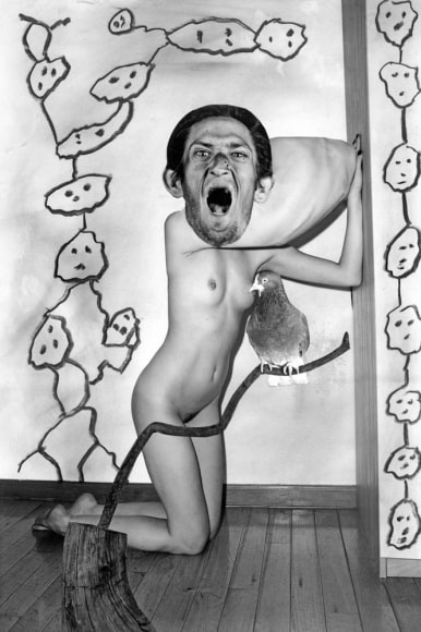 Kneeling, 2016, Silver Gelatin Photograph