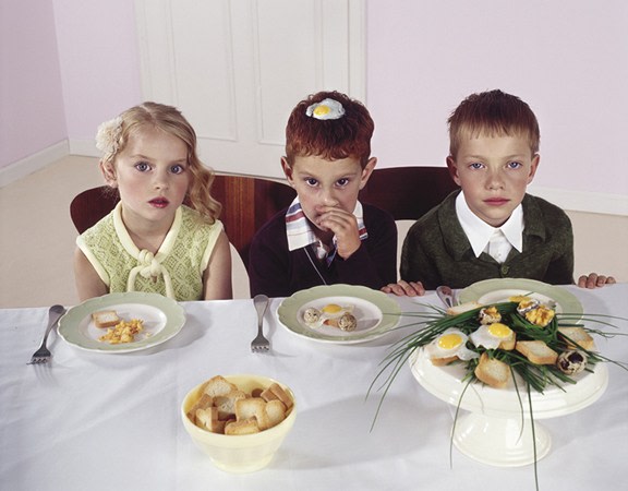 Dinner #02, 2001, 16 x 20 Digital C Print, Ed. 7
