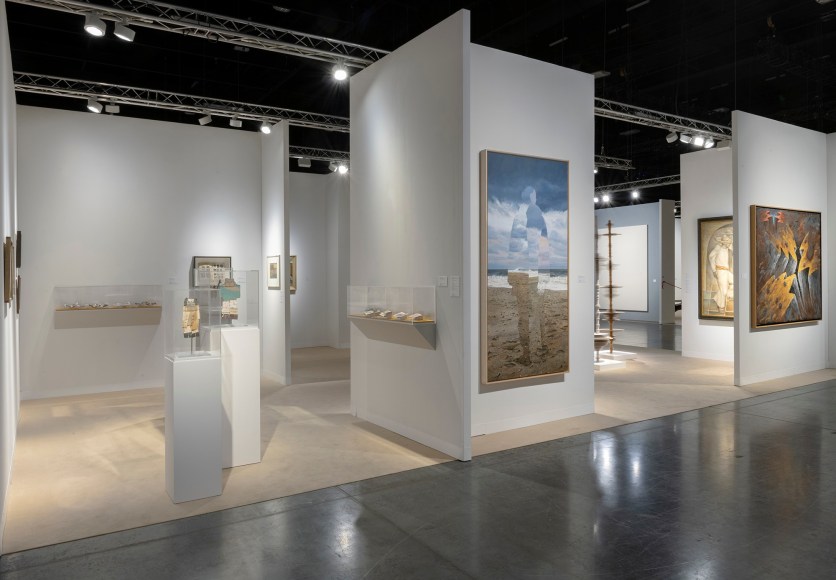 Installation view of Hirschl &amp; Adler Modern at Art Basel Miami Beach, Miami Beach Convention Center, November 30&ndash;December 4, 2021