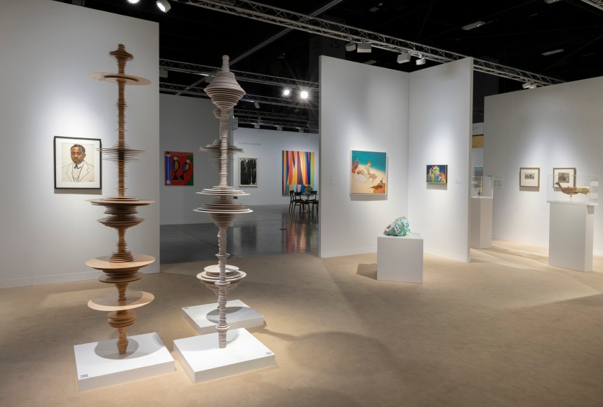 Installation view of Hirschl &amp; Adler Modern at Art Basel Miami Beach, Miami Beach Convention Center, November 30&ndash;December 4, 2021