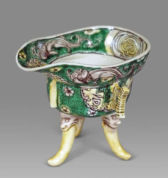 Two Rare Chinese Famille Verte Porcelain Archaistic Wine Cups