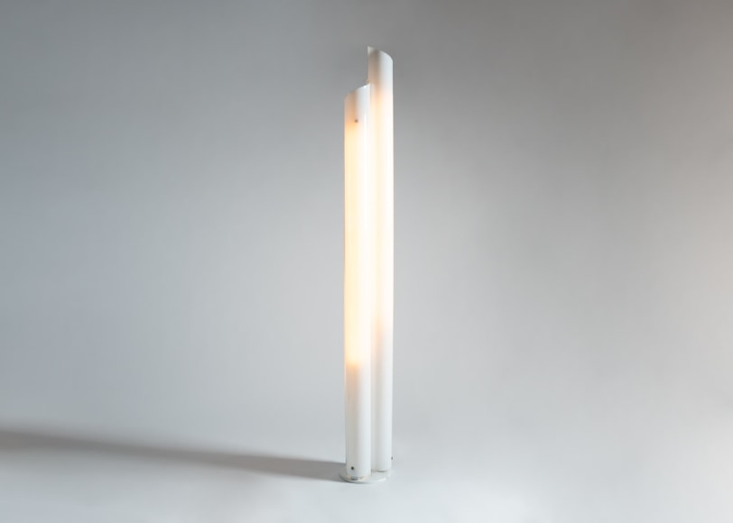 Mezza Chimera Wave-Patterned Table Lamp