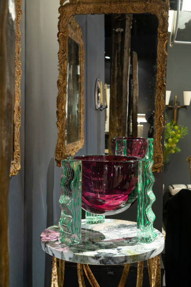 Salon installation phtos