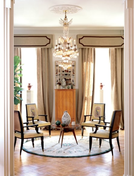 DIX NEUF CENT QUARANTE