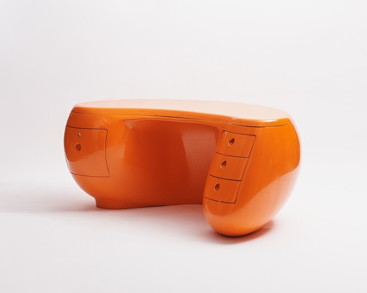 Calka desk for Leleu