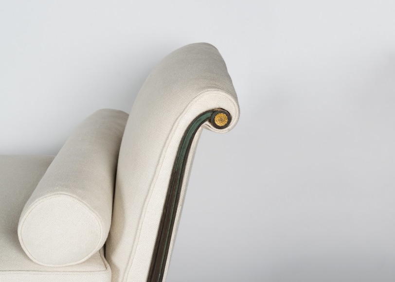 Daybed with Matching Pillow