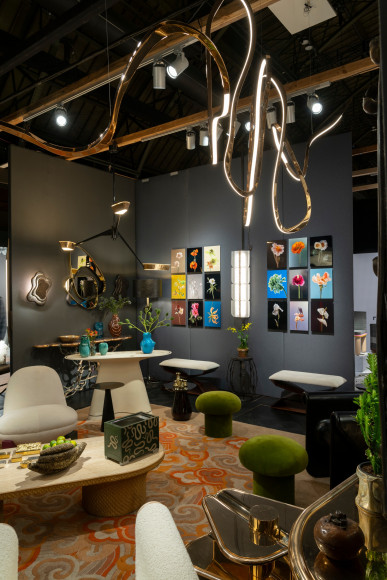 Salon installation phtos