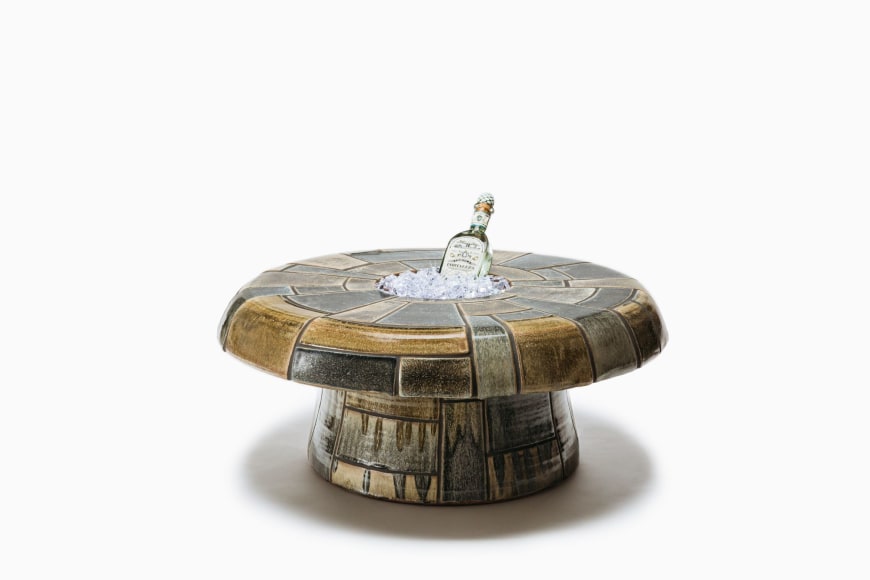 Georgis cocktail table