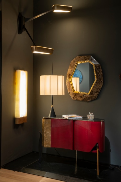 Salon installation phtos