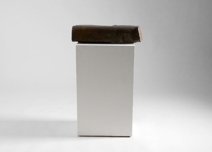 Yongjin Han sculpture