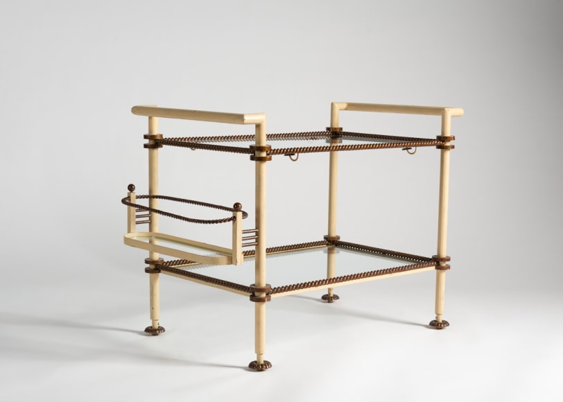 In the manner of Gilbert Poillerat