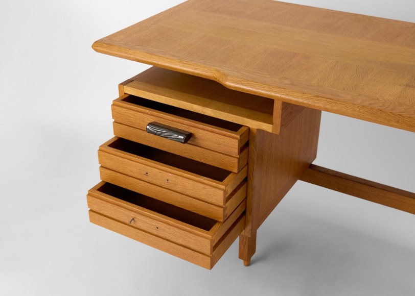 Guillerme et chambron Desk
