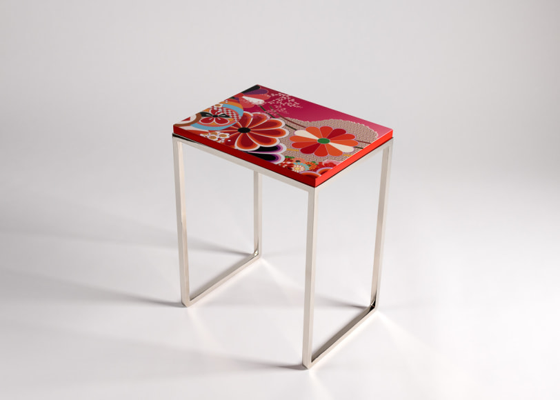 Kiku, High Gloss Side Table