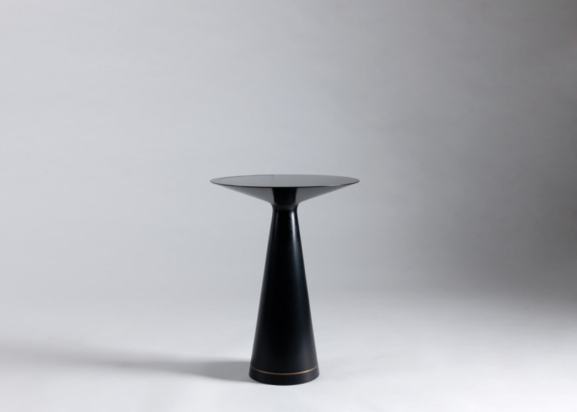 Luna table nunner;ey