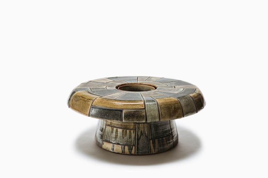 Georgis cocktail table