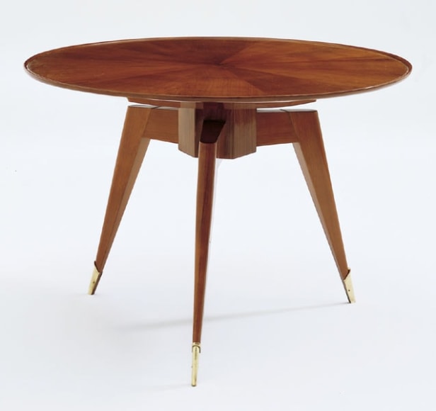 DIX NEUF CENT QUARANTE