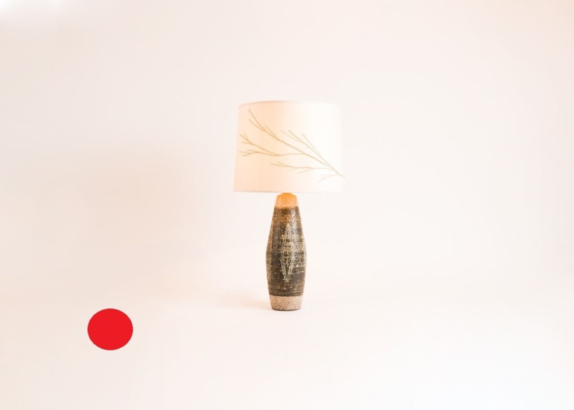 Sold table lamp