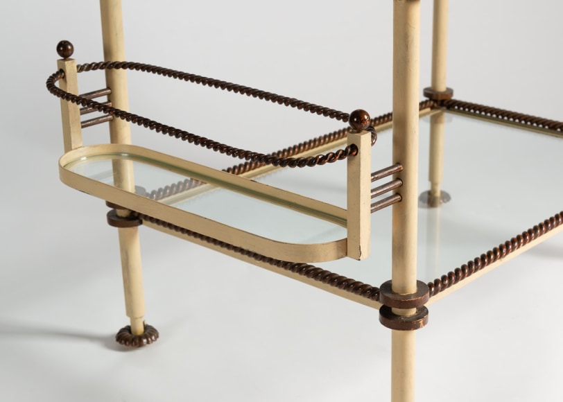 In the manner of Gilbert Poillerat