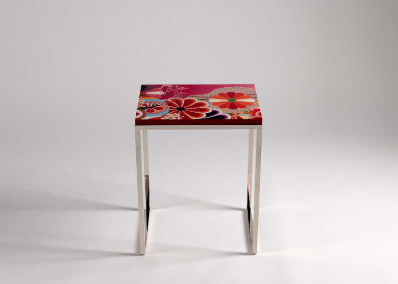 Kiku, High Gloss Side Table