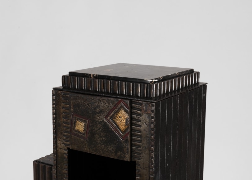 Stand or Sellette with Backlit Niche