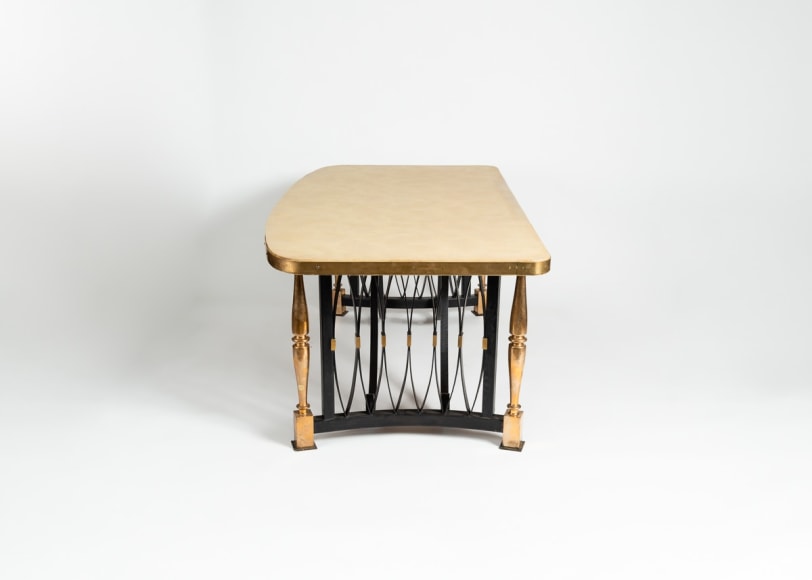 In the manner of Gilbert Poillerat