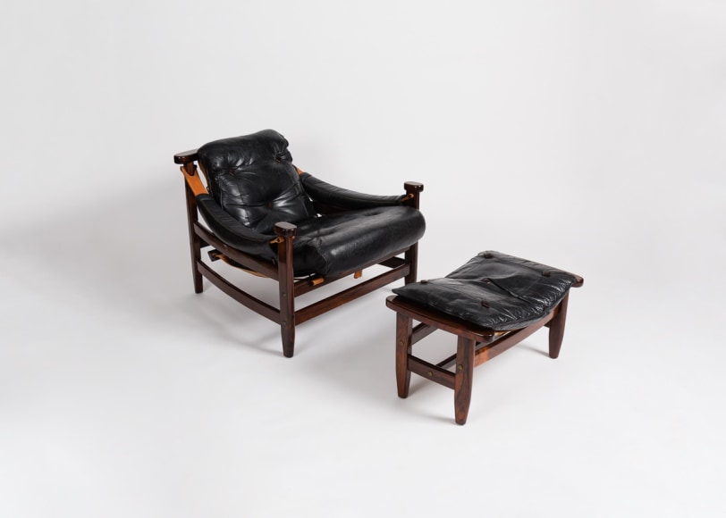 blanding Sanselig Skadelig Jean Gillon - Chair and Ottoman - Collection - Maison Gerard